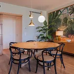 3bdr Upscale By Lovelystay Лісабон