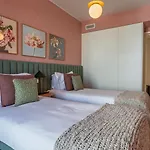 Апартаменти 3bdr Upscale By Lovelystay Лісабон