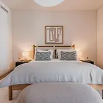 Апартаменти 3bdr Upscale By Lovelystay