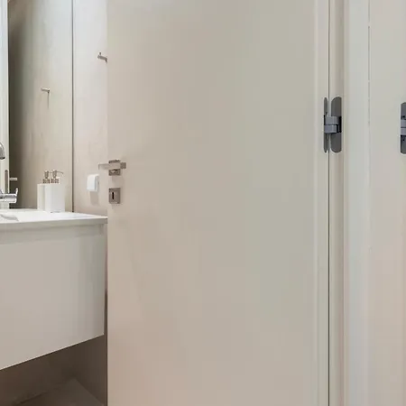 3bdr Upscale By Lovelystay Appartamento Lisbona